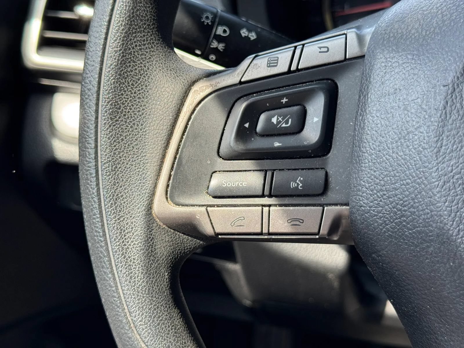 Used 2015 Subaru Impreza 2.0i AWD/4WD image 28