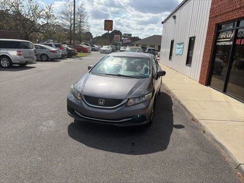 Used 2015 Honda Civic SE image 11