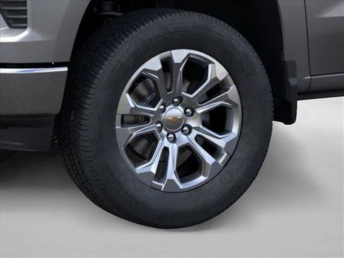 Certified 2026 Chevrolet Silverado 1500 LTZ image 9