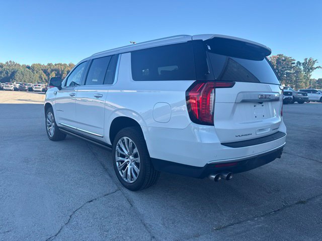 Used 2022 GMC Yukon XL Denali AWD/4WD image 3