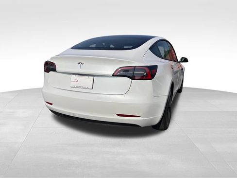 Used 2023 Tesla Model 3 Standard Range RWD image 5