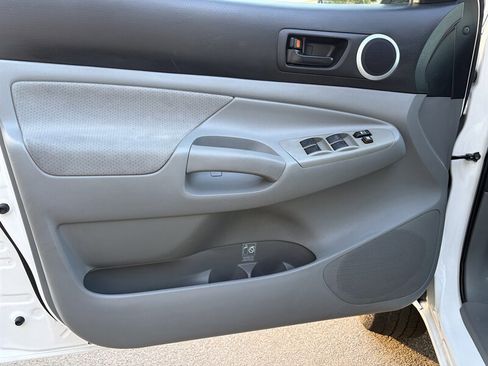 Used 2008 Toyota Tacoma PreRunner RWD image 13