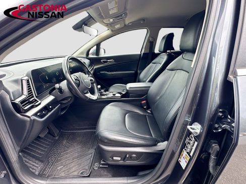 Used 2023 Kia Sportage EX FWD image 34