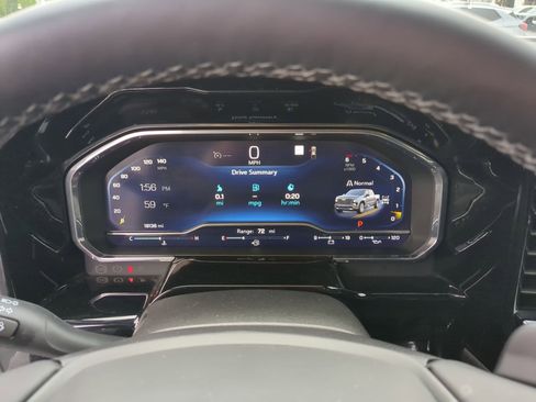 Certified 2023 Chevrolet Silverado 1500 High Country w/ Technology Package AWD/4WD image 10