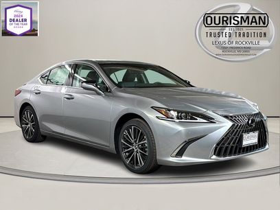 New 2025 Lexus ES 350 w/ Premium Package
