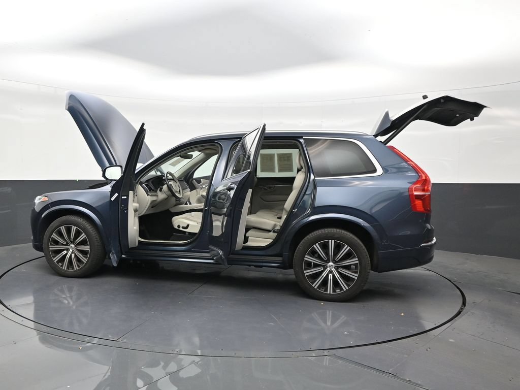 Used 2023 Volvo XC90 B6 Plus AWD/4WD image 30