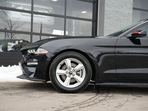 Used 2018 Ford Mustang Coupe image 18