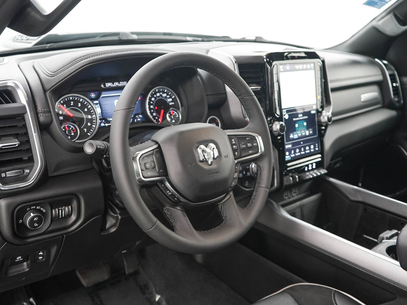 Used 2026 RAM 1500 Laramie w/ Night Edition AWD/4WD image 19