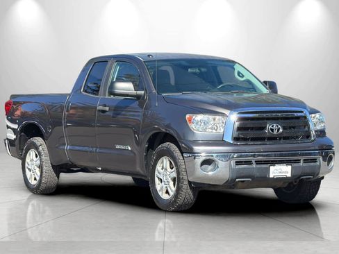 Used 2011 Toyota Tundra 2WD Double Cab w/ Tow Pkg image 9