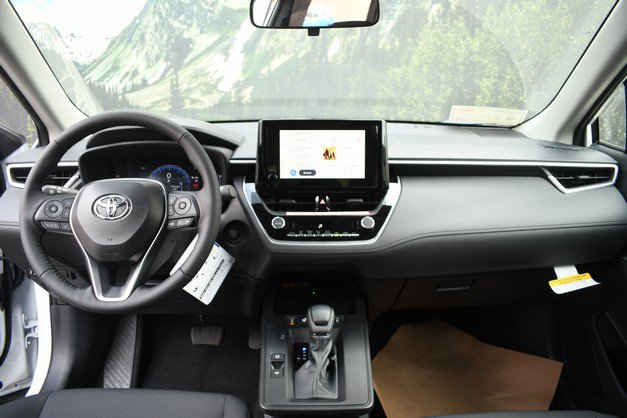 New 2026 Toyota Corolla Cross LE w/ Cold Weather Package AWD/4WD image 9