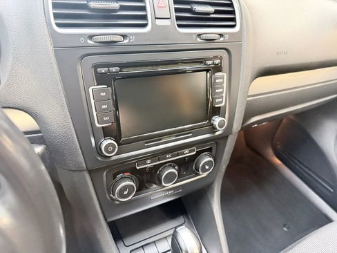 Used 2013 Volkswagen Golf TDI FWD image 19