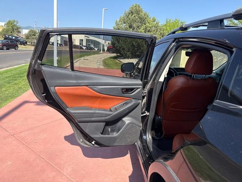Used 2019 Subaru Crosstrek 2.0i Premium AWD/4WD image 19
