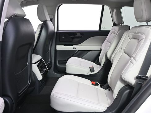 New 2026 Lincoln Aviator Reserve AWD/4WD image 21