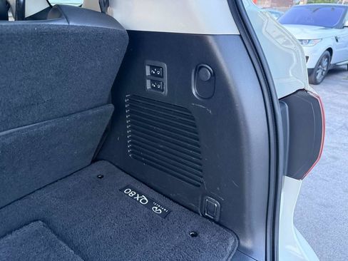 Used 2016 INFINITI QX80 4WD w/ 22" Wheel Package image 33