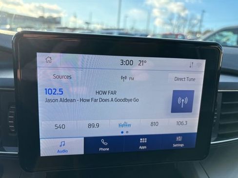 Certified 2024 Ford Explorer XLT w/ Equipment Group 202A image 22