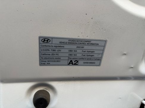Used 2022 Hyundai Nexo Blue image 21