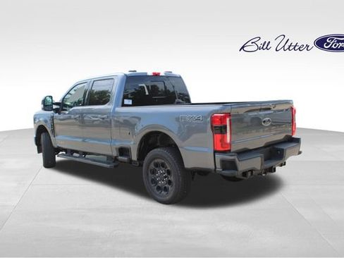 New 2026 Ford F250 Lariat w/ Black Appearance Package AWD/4WD image 4