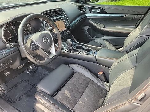 Used 2020 Nissan Maxima SR w/ Illumination Package image 13