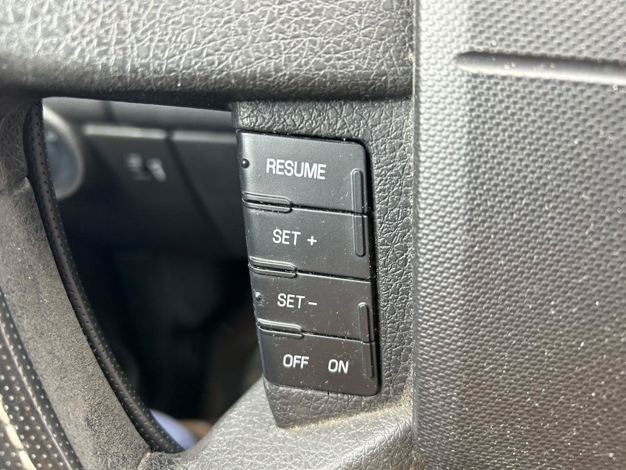 Used 2010 Ford Edge SE FWD image 18
