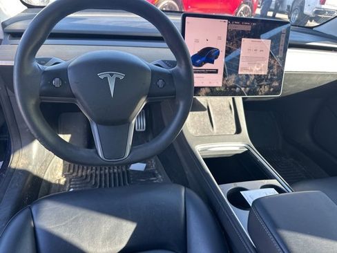 Used 2022 Tesla Model 3 Performance image 12