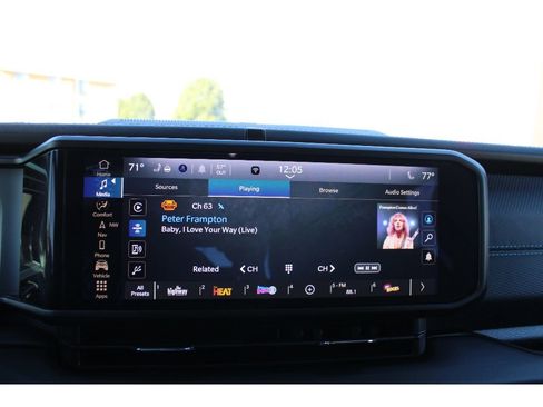 Used 2024 Jeep Wrangler Unlimited Rubicon 4xe w/ Technology Group image 25