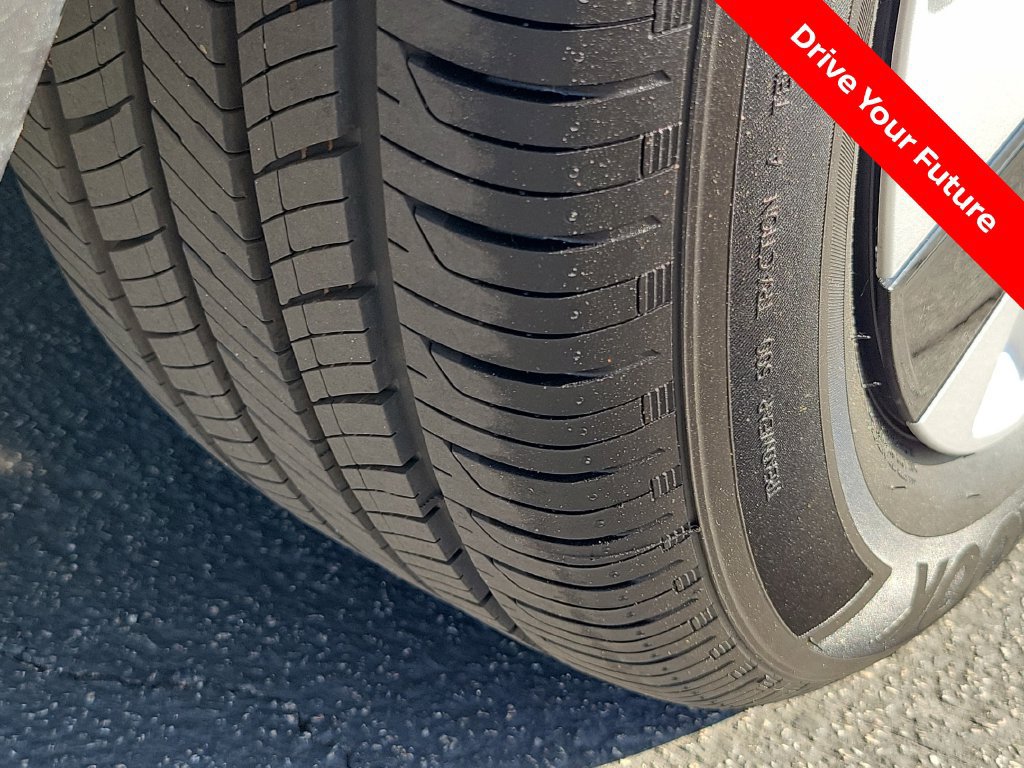 Certified 2025 Nissan Altima 2.5 S FWD image 30