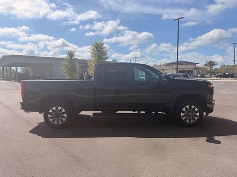 Used 2023 Chevrolet Silverado 2500 Custom w/ Custom Value Package AWD/4WD image 19