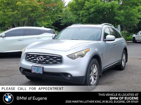 Used 2010 INFINITI FX35 AWD w/ Premium Pkg image 7