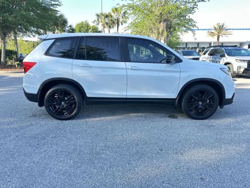 Used 2021 Honda Passport Sport image 7
