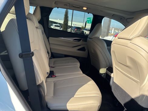 Used 2025 INFINITI QX60 Luxe w/ Lighting Package (N94) image 13