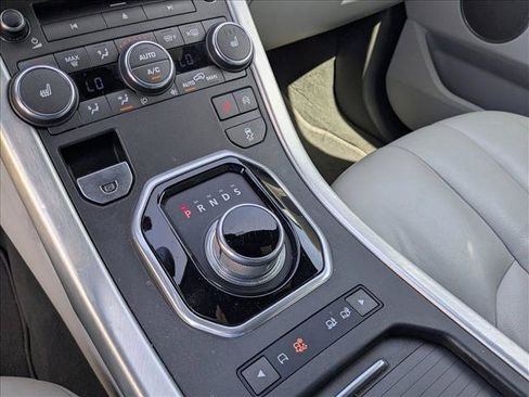 Used 2015 Land Rover Range Rover Evoque Pure Premium AWD/4WD image 11