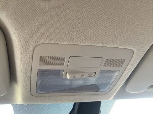 Certified 2026 Hyundai Venue SEL image 32