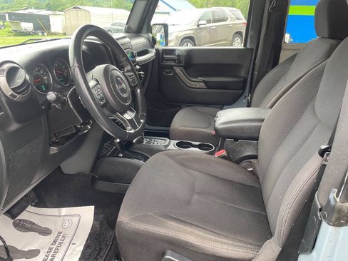Used 2014 Jeep Wrangler Sport AWD/4WD image 12