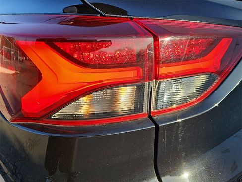 Used 2022 Chevrolet TrailBlazer RS image 33