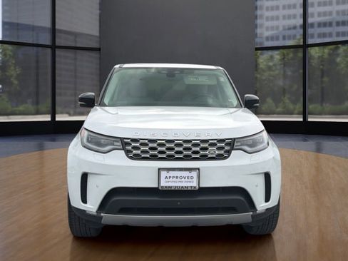 Used 2025 Land Rover Discovery S AWD/4WD image 11