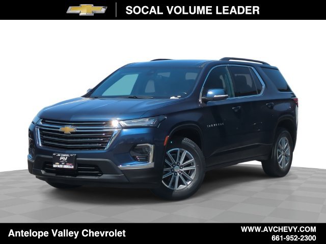 Used 2023 Chevrolet Traverse LT FWD image 1