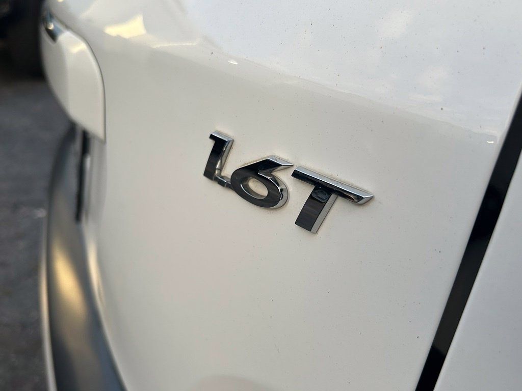 Used 2022 Hyundai Kona Limited FWD image 39