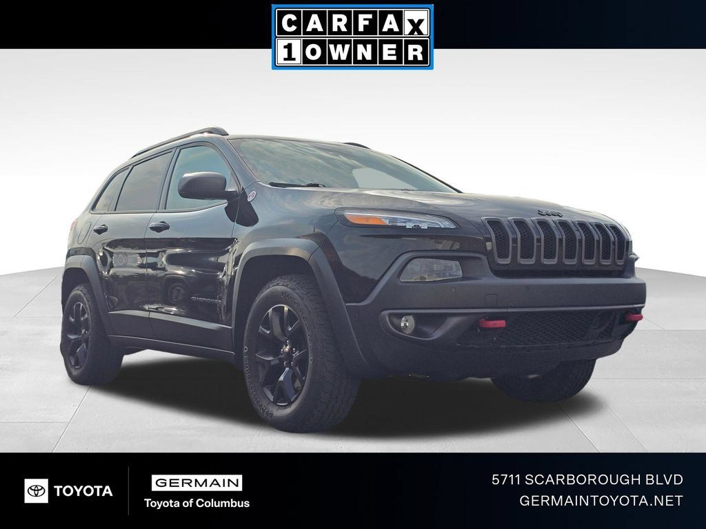 Used 2016 Jeep Cherokee Trailhawk w/ Comfort/Convenience Group AWD/4WD image 1