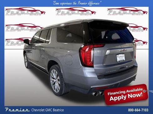 Used 2021 GMC Yukon XL Denali w/ Denali Ultimate Package AWD/4WD image 3