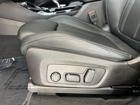 Used 2024 BMW X3 sDrive30i w/ M Sport Package RWD image 14