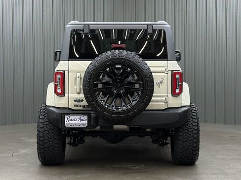 Used 2025 Ford Bronco Outer Banks image 4