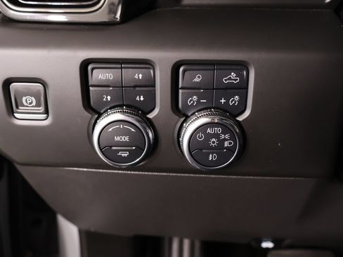 Used 2025 GMC Sierra 1500 AT4X AWD/4WD image 9
