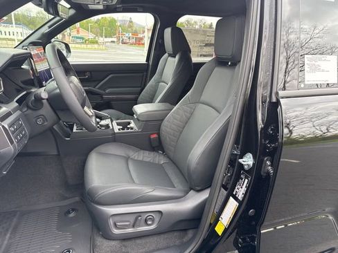 New 2026 Toyota 4Runner TRD Sport Premium AWD/4WD image 11