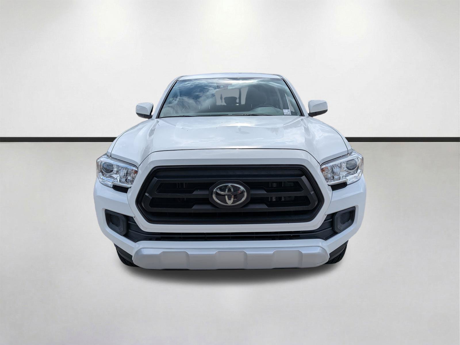 Used 2023 Toyota Tacoma SR AWD/4WD image 9