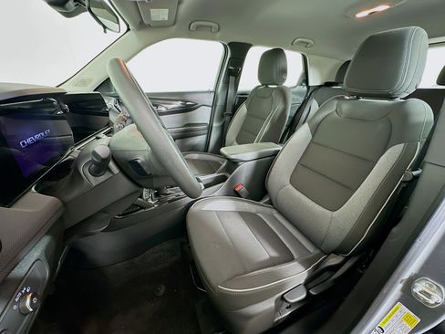 Used 2024 Chevrolet TrailBlazer LS image 13