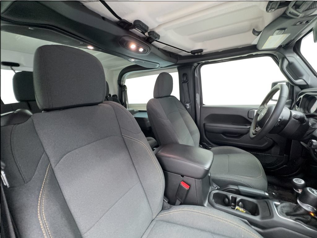 Used 2024 Jeep Wrangler Sport AWD/4WD image 22