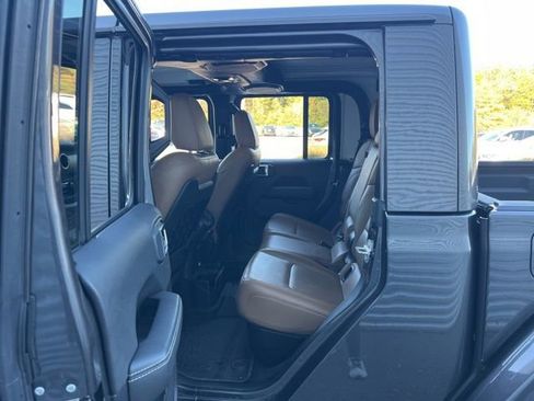 Used 2021 Jeep Gladiator Rubicon image 29