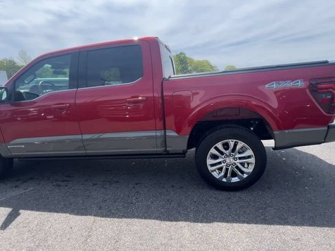 Certified 2025 Ford F150 King Ranch AWD/4WD image 17