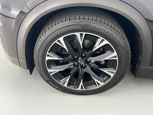 Used 2024 MAZDA CX-90 Plug-In Hybrid w/ Premium Pkg AWD/4WD image 11