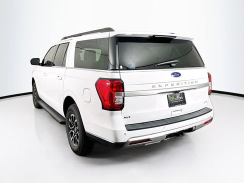 Used 2024 Ford Expedition Max XLT image 5